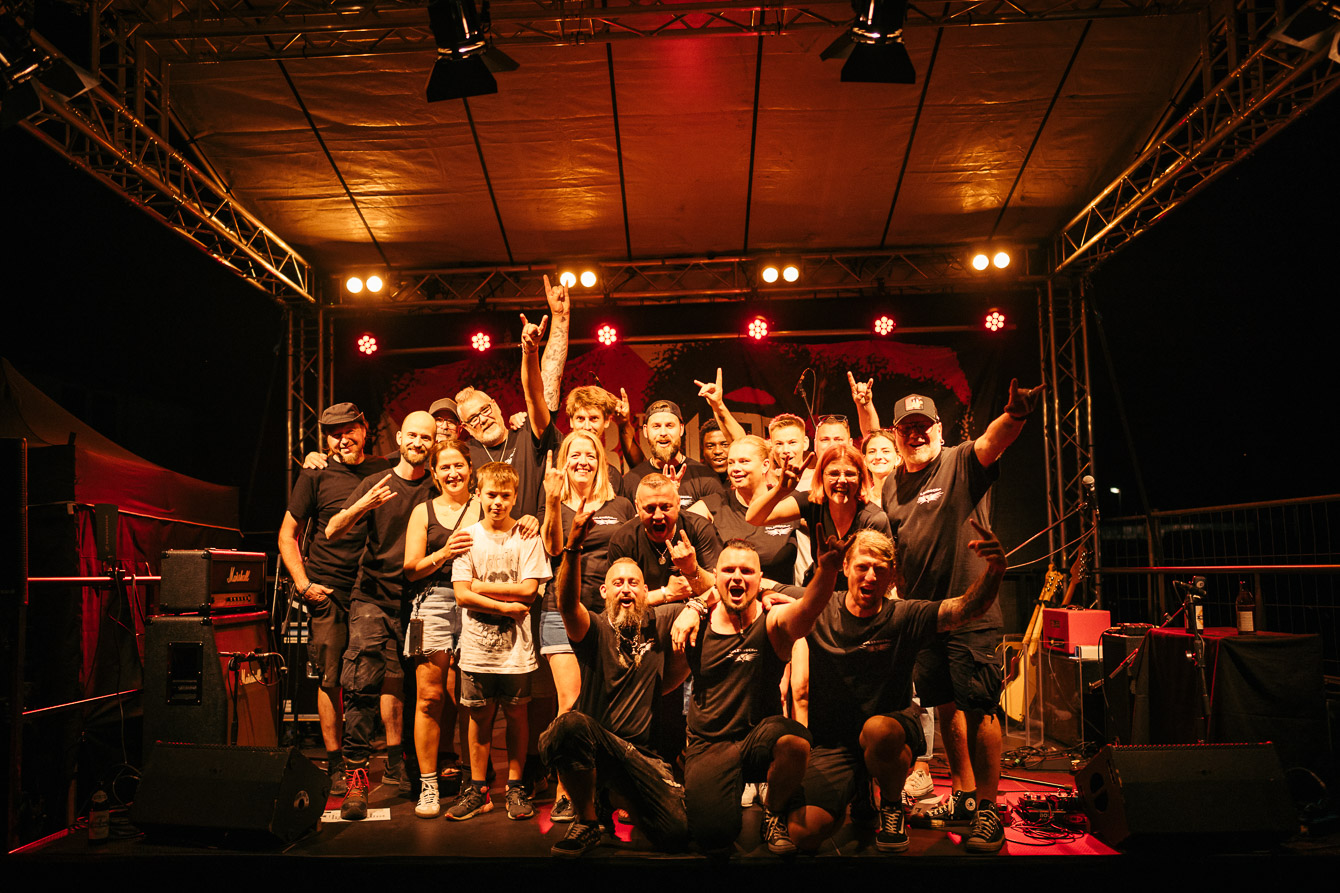 Crew Eulenrock e.V. auf der Bühne in Forchheim